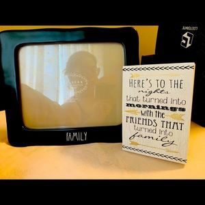 Rae Dunn picture frame and extra